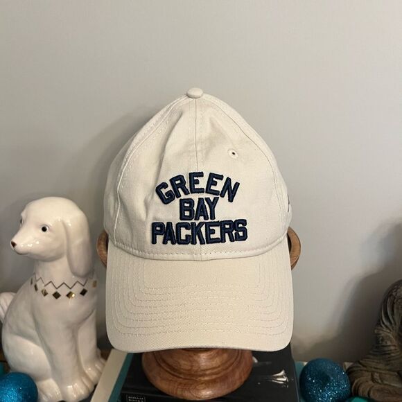 Green Bay Packers New Era NFL embroidered adjustable  cap. OSFM. - Picture 1 of 6